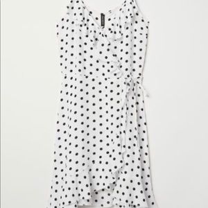 H&M White Spotted varicose Summer Dress
